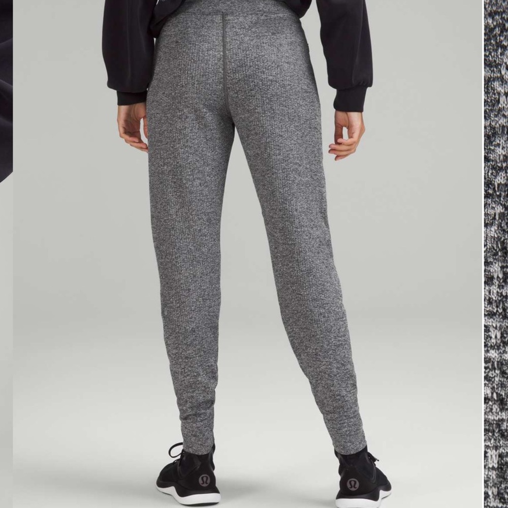 Lululemon Engineered Warmth Relaxed Fit Jogger - Picture 3 of 7